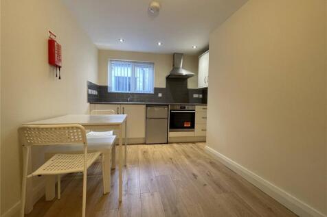 Lounge / Kitchen