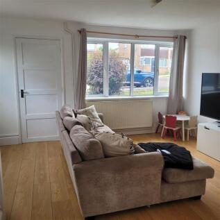 Lowick Court, Moulton, Northampton, NN3 7TY photo 3
