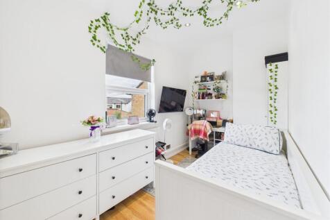 CAM03975G0-PR0126-STILL030 (1).jpg