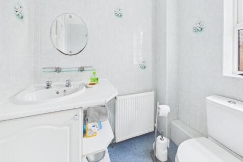 shower 2.jpg