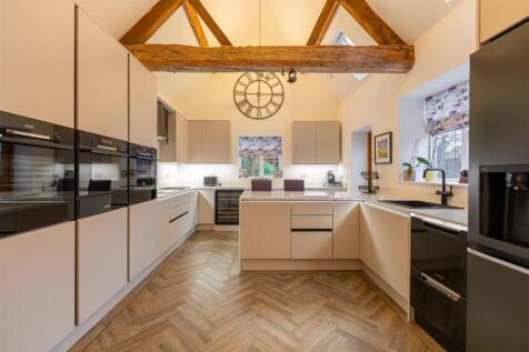 Jasmine Cottage - Creative House Studio 01671.jpg