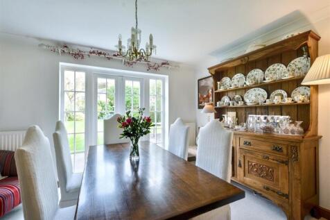 Dining Room_1.jpeg
