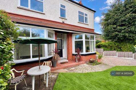 Double Bay Fronted Family Home
