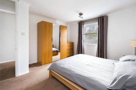 Gough Walk, Poplar, London, E14 photo 3