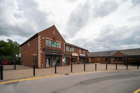 Retail Property (out of town) to rent Image 4
