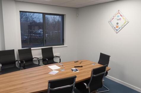 Office to rent Image 3