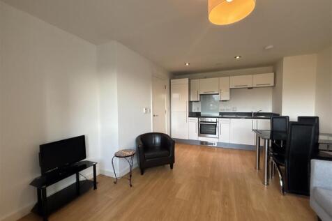 Lexington Court, Salford Quays photo 4