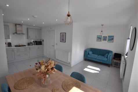 Open Plan Family Dining Kitchen