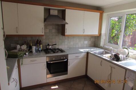 DUNBAR AVENUE, Dagenham, RM10 photo 5