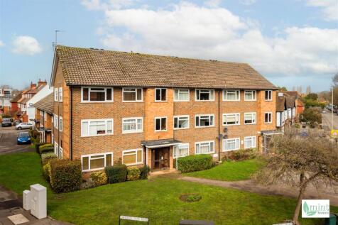 Drayton Court - Watermark-1.jpg
