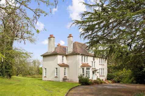 Llanerch Y Mor House