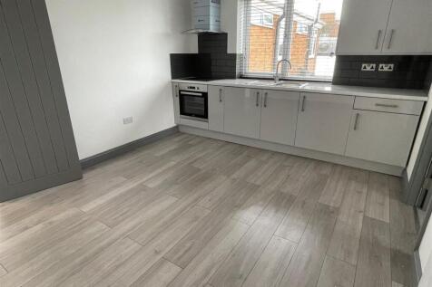 open plan lounge/kitchen