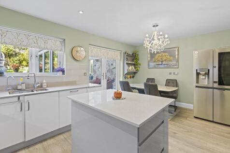 Open Plan Kitchen Diner