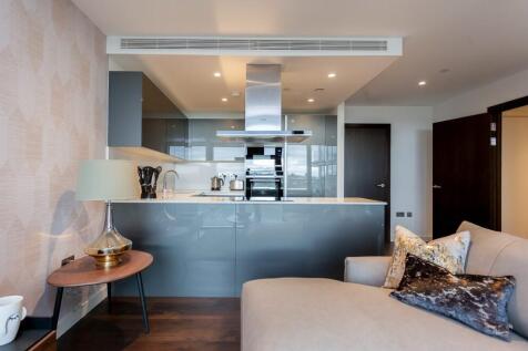 Luxury Apt