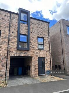 Enriqueta Rylands Close