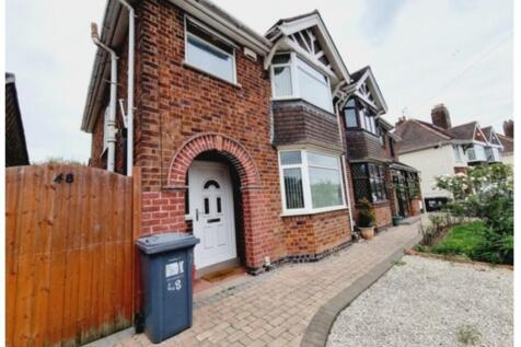 5-bed house on 48 ALEXANDRA ROAD, £2,475/mo
