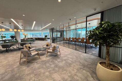 Level 9 show suite - client lounge