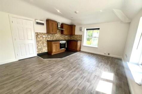 378D Penn Road, Wolverhampton photo 4