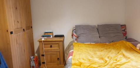 Queen Street // 2 Bed Student House // NOV 2026 photo 4
