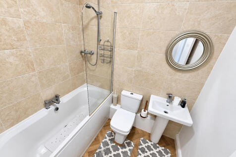Oakwood Avenue, Roundhay, Leeds LS8  photo 5