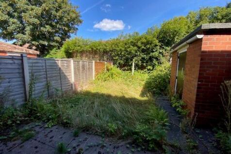 Rear Garden T202608211111.jpg