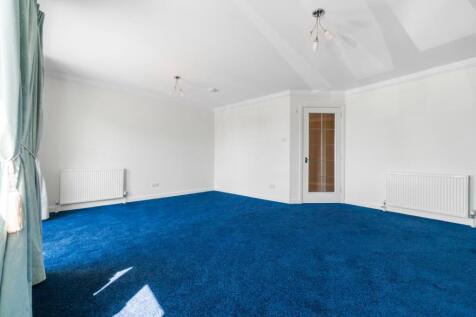 7_19 rosebank gardens, largs  (7).jpg