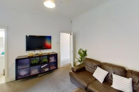 44-Wellington-Str...