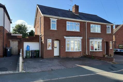 High Haden Crescent Cradley Heath 1.jpg