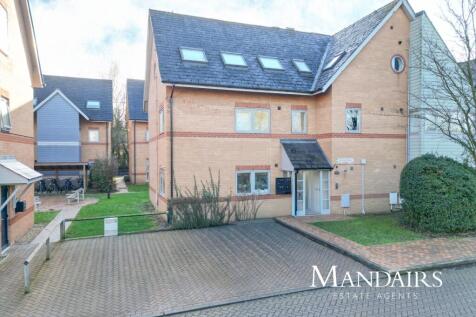 Peterborough, PE3 - property photo