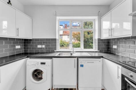 Becketts Park Crescent, Headingley, Leeds photo 4