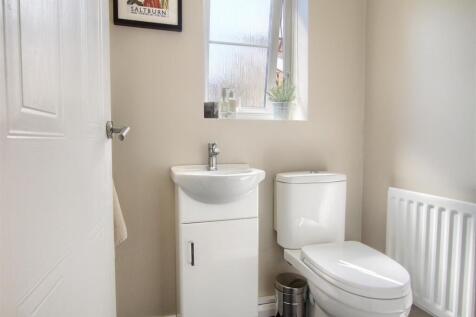 Pembroke Drive, Sober Hall photo 4