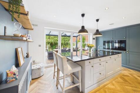Entertaining Kitchen