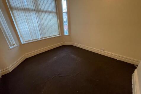 Carrill Grove, Manchester photo 5