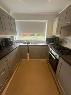 Friars Close, Wivenhoe,  photo 4