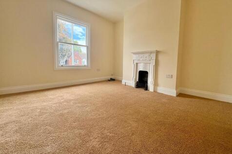 Flat 3, 28 Stubbs Road, Wolverhampton photo 4