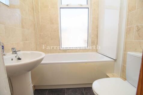 Bathroom T202608251542.jpg