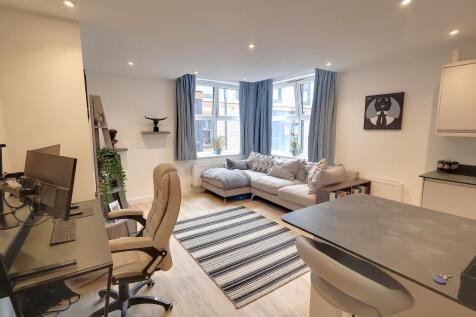 Southampton, SO14 - property photo