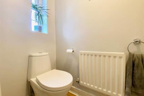 DOWNSTAIRS CLOAKROOM