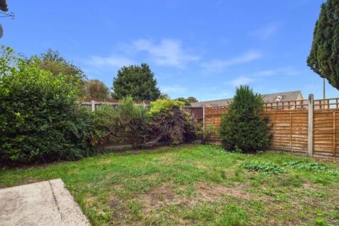 Presented By Gemma of Ewemove Bexley And Dartford 