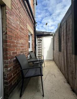 Courtyard Garden