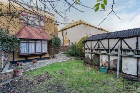 Rear Garden (South Facing)