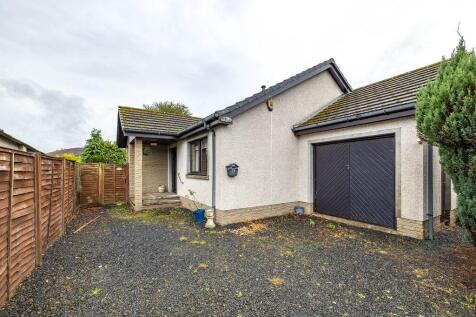11 Leyden Grove