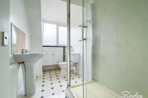 12 percy shower room