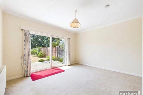 Woodwaye, Woodley, Reading, Berkshire, RG5 photo 4