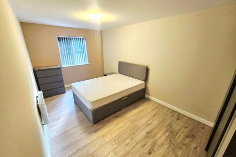 Victoria Crescent, Eccles, Manchester, M30 photo 3
