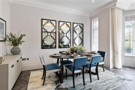 Wentworth Drive, Virginia Water, Surrey, GU25 photo 4