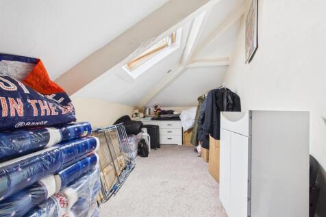 Loft room 2: