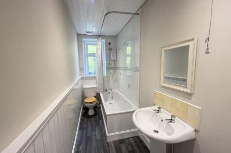 Bridgend, Dunblane, FK15 9ES photo 4