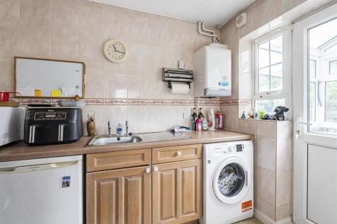 Long Acre, Brafield-on-the-Green