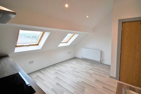 Flat 6 (2).jpg